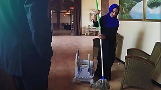 ARABS EXPOSED - Poor Janitor Gets Adscititious Money From Boss In Exchange Be required of Sex